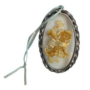 Vintage Dried Flowers Suncatcher Ornament Gray Farmhouse Cottage Decor  4" high